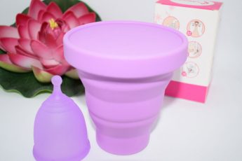 cupa menstruala si recipient sterilizare